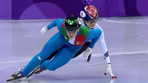 Foto di Arianna Fontana durante una gara di short track