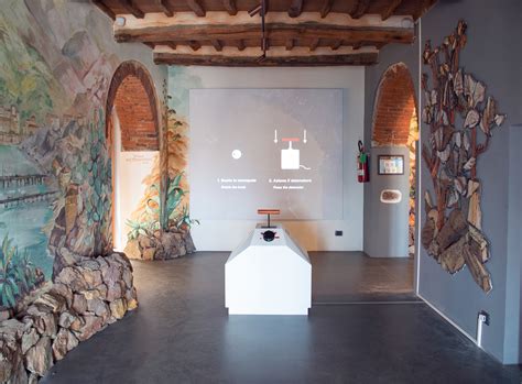 Pannelli espositivi all'interno del Museo Minerario di Zorzone