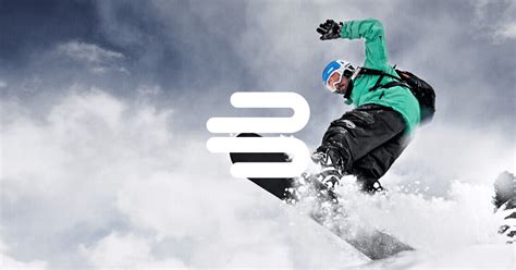 Confronto visivo tra attrezzatura da snowboard stile soft e stile hard.