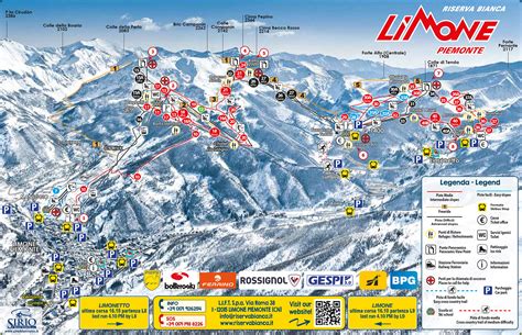 Vista panoramica delle piste da sci di Limone Piemonte con abbondante neve