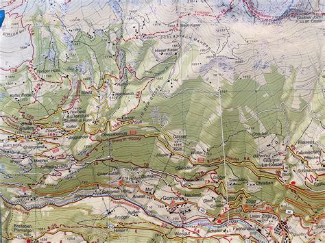 Mappa topografica del percorso sci-alpinistico verso il Gross Spannort, con evidenziati i punti chiave come Wyssgand, Jazzfad e Spannortjoch.