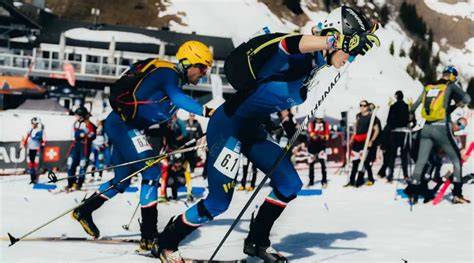 Michele Boscacci in azione durante una gara di sci alpinismo