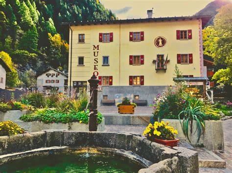 Edificio storico del Muvis a Campodolcino
