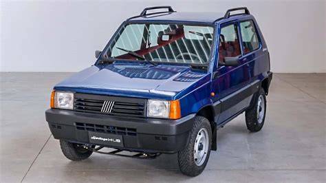 Diverse generazioni della Fiat Panda 4x4 affiancate
