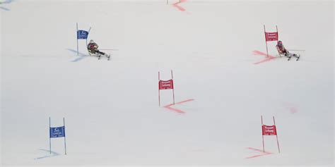 Schema che illustra la differenza tra percorsi di Slalom Gigante Parallelo e Slalom Parallelo.