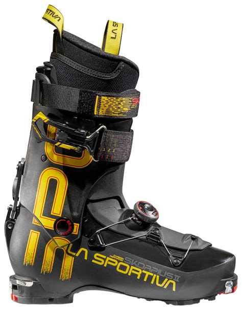 Vista laterale dello scarpone La Sportiva Skorpius, evidenziando il gambetto rinforzato in carbonio