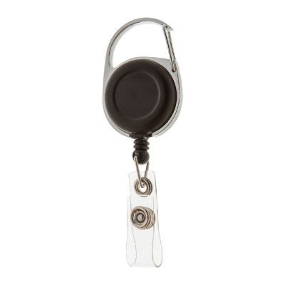 Esempio di lanyard con porta-pass telescopico, mostrando il cordoncino estensibile