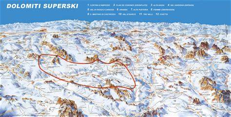 Infografica che confronta le statistiche chiave del Dolomiti Superski: km di piste, numero di impianti, capacità alberghiera