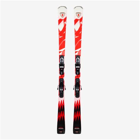 Dettagli dello sci Forza AC Milan, con enfasi sul design e le caratteristiche tecniche.