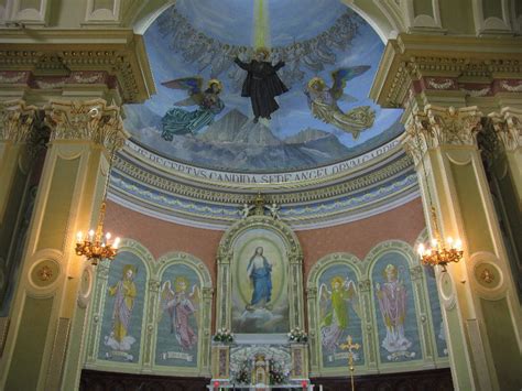 La moderna Basilica dedicata a San Gabriele dell'Addolorata