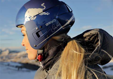 Lindsey Vonn con indosso il casco Briko® Vulcano RB LVF FIS 6.8 Limited Edition