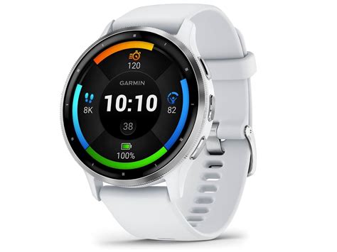 Schermata di un dispositivo Garmin che mostra le statistiche di una discesa sciistica: tempo, distanza, velocità media e massima, discesa totale.