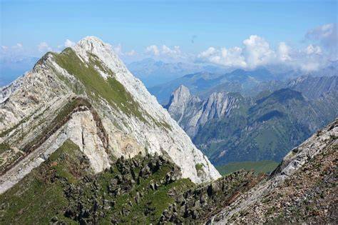 Panoramica della Val Camonica con il Monte Frerone sullo sfondo