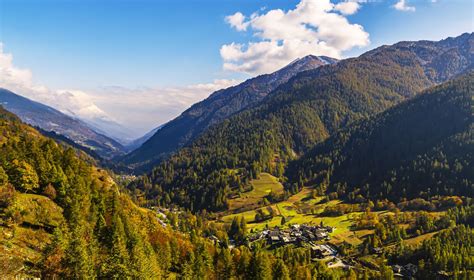 Panoramica del Colle di Sampeyre con vista sulle montagne circostanti