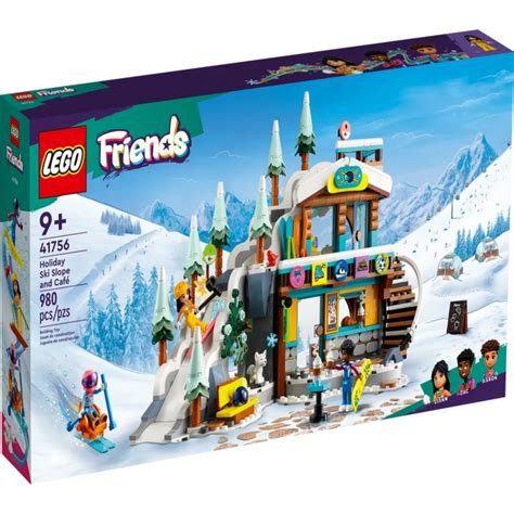 Primo piano degli accessori inclusi nel set LEGO Friends Pista da Sci 41756