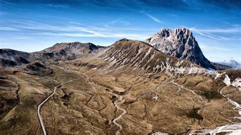 Vista panoramica da Campo Imperatore con il Gran Sasso