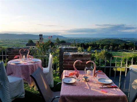 vista panoramica dal Ristorante LèCru in estate