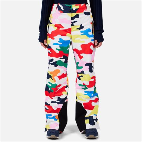 Modelli di pantaloni da sci con diverse vestibilità: attillata, regular, ampia.