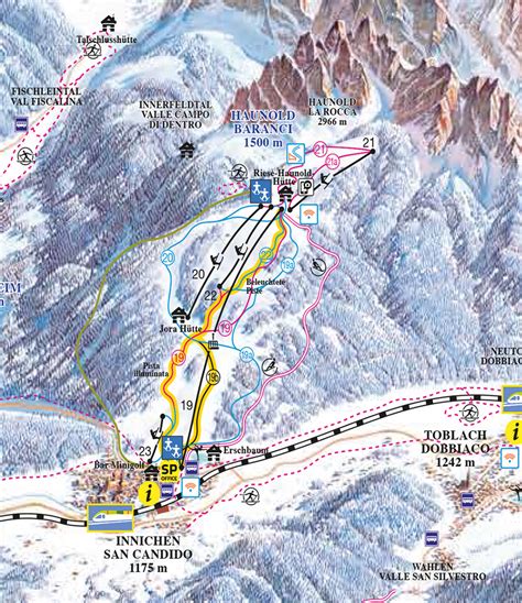 vista panoramica delle piste da sci sul Monte Baranci con seggiovia in funzione