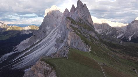 Vista mozzafiato delle Odle dal Seceda