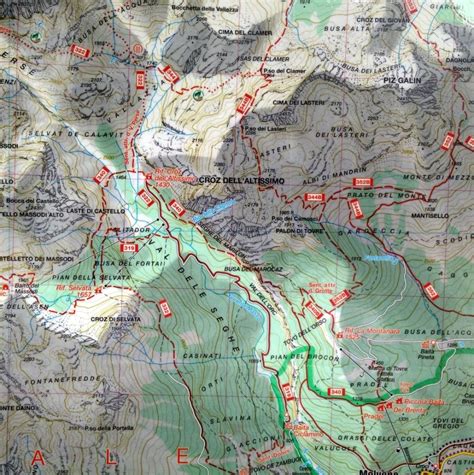 Mappa topografica delle Dolomiti con evidenziato il percorso per la Cima Piatta Alta.