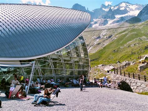 Vista panoramica dalla terrazza della stazione Pavillon