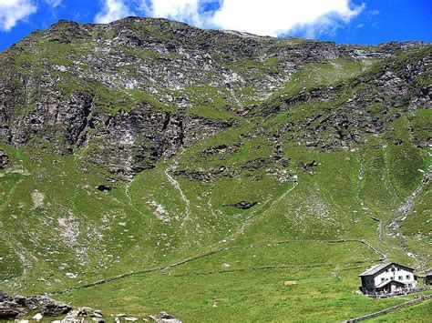 Vista panoramica dal Pizzo Groppera sulla Val di Lei