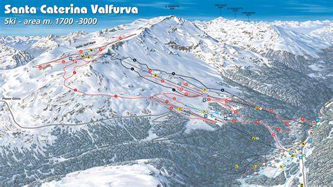 Vista panoramica delle piste da sci di Santa Caterina Valfurva preparate per la stagione.