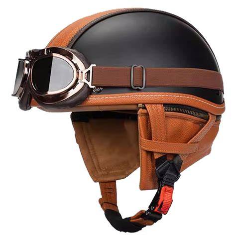 Primo piano del fermo per maschera in pelle sul retro del casco DMD Dream.