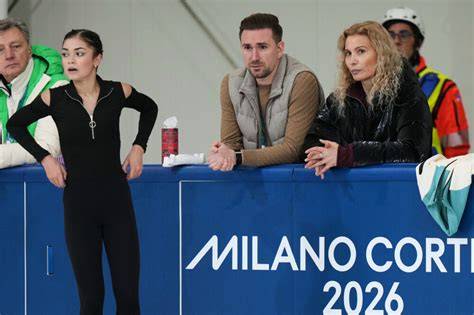 Ritratto di Eteri Tutberidze giovane, in tenuta da pattinaggio