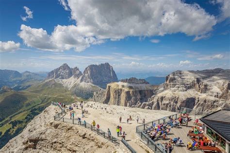 Vista panoramica dalla Terrazza delle Dolomiti