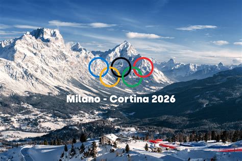 vista panoramica delle montagne innevate di Cortina d'Ampezzo, sede delle Olimpiadi Invernali
