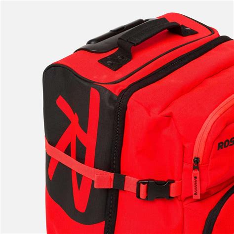 Immagine della borsa da sci Rossignol Hero Cabin Bag con ruote, mostrandone le dimensioni adatte al bagaglio a mano.