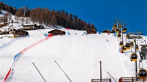 vista panoramica degli impianti sciistici di Febbio