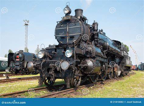 Vecchia locomotiva a vapore utilizzata sulle prime ferrovie provinciali modenesi