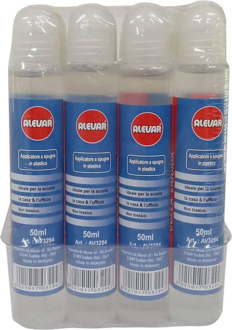 Immagine di una confezione di sciolina liquida con applicatore a spugna