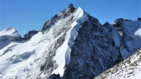 Fotografia del Bernina e del Biancograt da un'alta quota