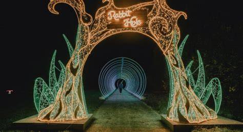 Installazione luminosa nel Parco delle Esperienze di Hellinikon