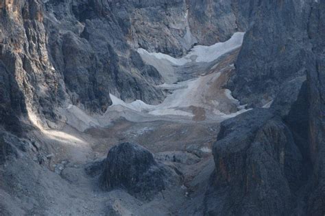Canalone che sale al Ghiacciaio del Travignolo