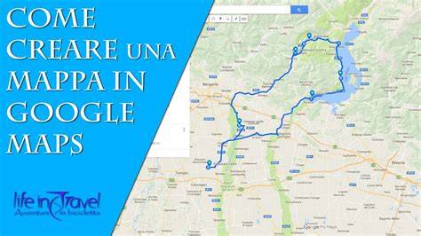 Guida alpina che mostra un itinerario su una mappa