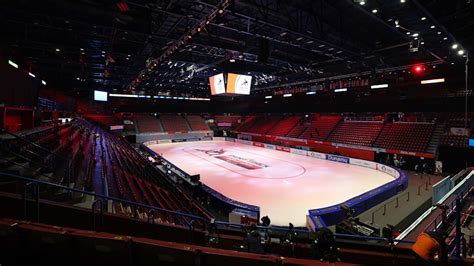 Vista aerea della Milano Ice Skating Arena di Assago, sede delle gare di pattinaggio di figura alle Olimpiadi Milano-Cortina 2026