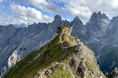 Guglie aguzze e torri rocciose del gruppo Cadini di Misurina