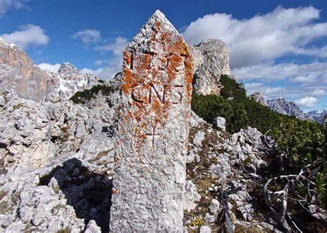 La Muraglia del Giau, antico confine storico