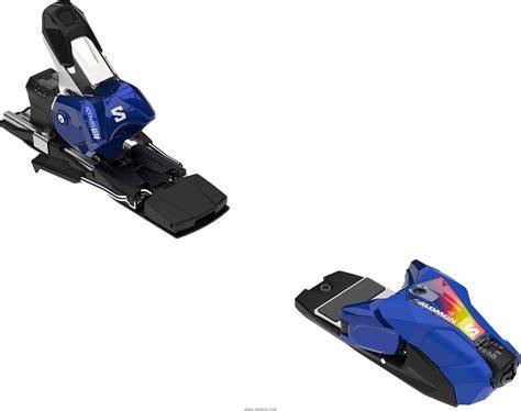 Dettaglio dell'attacco Salomon Icon RS 12 Race Blue montato su uno sci Salomon