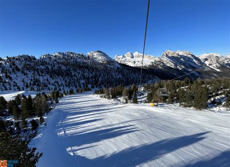 Vista panoramica della Valmalenco dalla seggiovia