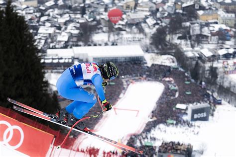 Giovanni Franzoni in azione sulla pista Streif di Kitzbühel