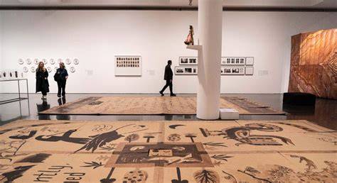 Opere d'arte contemporanea sparse per il villaggio di Brè