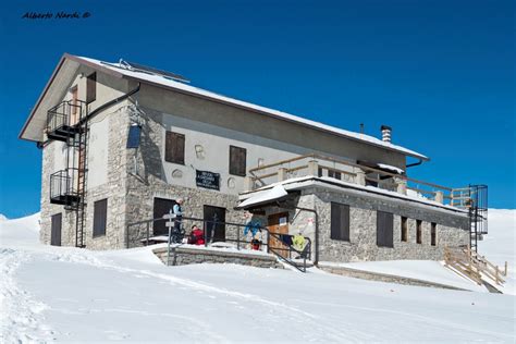 Panorama durante l'escursione con ciaspole verso il Rifugio Biella