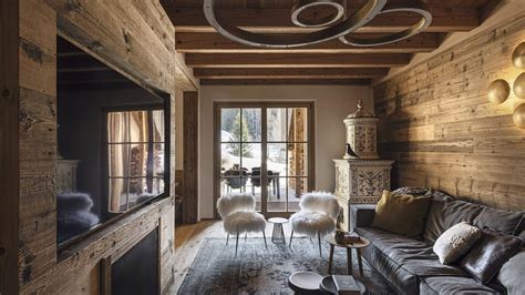 Interni moderni e accoglienti dello chalet con cucina a vista