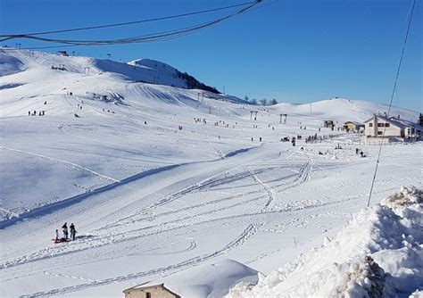 Foto della Seggiovia Ceraso di Campo Staffi, con enfasi sulla sua riapertura.